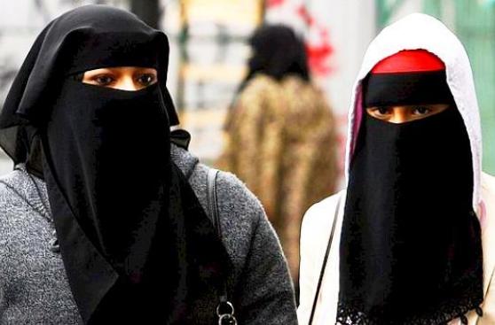 ¿Por qué Emiratos Árabes recomendó no usar ropa tradicional?