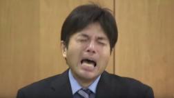 Político japonés famoso por su berrinche es condenado a prisión
