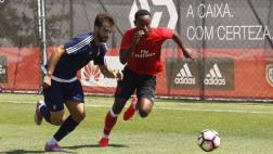 André Carrillo recibió elogios en su debut con Benfica