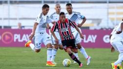 Sao Paulo con Christian Cueva goleó 3-0 a América Mineiro