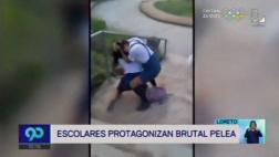 Loreto: escolares se pelean y casi caen rodando por escaleras