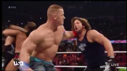 WWE: John Cena apareció en Raw y sorprendió a The Club