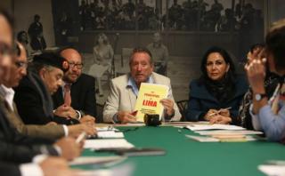 Partido de César Acuña respaldará proyectos sobre transparencia
