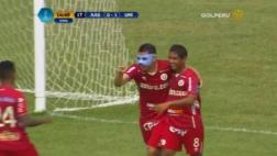 Genial contragolpe entre Polo y Flores para gol de Rengifo