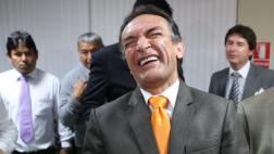 Héctor Becerril 'patina' con foto trucada de Verónika Mendoza