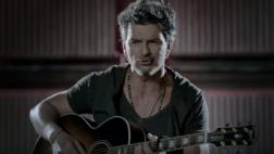 Ricardo Arjona: mira el video de su tema "Nada es como tú"
