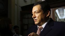 Se disculpa por decir que Frente Amplio sí juraría ante Abimael