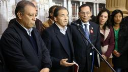 Frente Amplio inscribe lista que competirá con la de Salgado