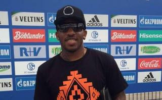 Jefferson Farfán visitó los entrenamientos del Schalke 04
