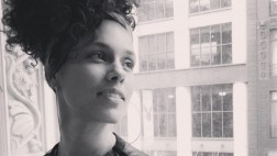 ¿Por qué Alicia Keys decidió no usar más maquillaje?