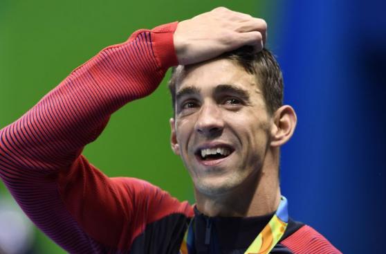 Michael Phelps y su celebración por presea de oro en Río 2016