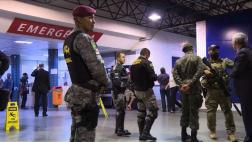 Brasil: Policías de élite baleados por narcos en favela de Río