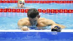 Michael Phelps quedó segundo en 100m mariposa y consiguió plata