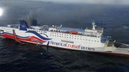 Puerto Rico: Rescatan 512 personas de incendio en crucero