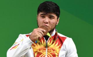 Río 2016: pesista es el primer atleta descalificado por dopaje