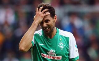 Claudio Pizarro no estará con Bremen en estreno de Bundesliga