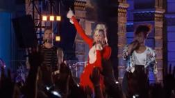 Miley Cyrus y Adam Levine cantan "Dream On" en "The Voice"
