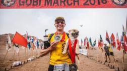 La historia del atleta y el perro que lo siguió por 125 km