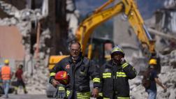 Italia: "No perdemos la esperanza de encontrar sobrevivientes"