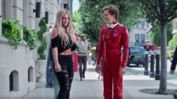 Britney Spears y Kevin Bacon en el nuevo post de Apple Music