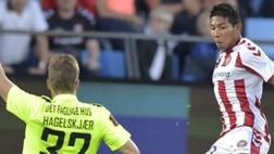 Edison Flores marcó su primer gol oficial con Aalborg BK