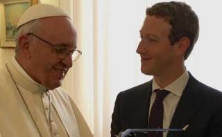 Papa conversa con Zuckerberg sobre cómo ayudar a los pobres