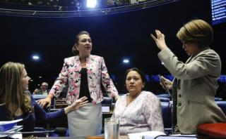 Las mosqueteras, las cuatro senadoras que defienden a Dilma