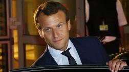 Francia: Ministro de Economía renuncia con miras a presidencia