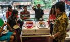 Conoce la singular manera de comer en este café de Indonesia