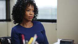 Emmy: Regina King gana premio a Mejor Actriz de Reparto