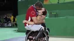Juegos Paralímpicos: la imagen romántica que dejó el certamen