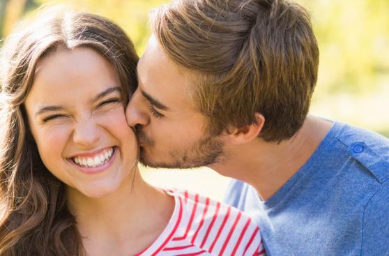La razón por la que es bueno usar apodos cursis en pareja