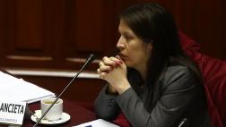 Yeni Vilcatoma niega haber pedido su ingreso a otra bancada