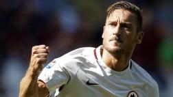 Francesco Totti anotó su gol 250 en la historia de la Serie A