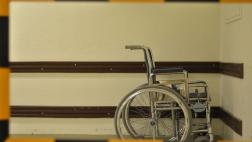 Un mal diagnóstico lo postró en una silla de ruedas por 43 años