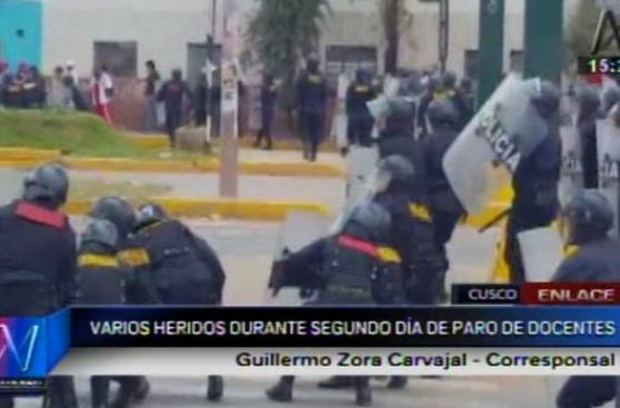 Cusco: dos heridos deja enfrentamiento de policías y maestros
