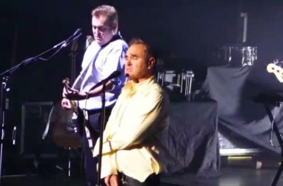 Morrissey cantó un tema de Ramones y este fue el resultado