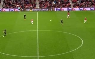 Zlatan Ibrahimovic y el reclamo a Wayne Rooney en el campo