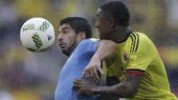 Colombia no pudo ante Uruguay y empató 2-2 en Barranquilla