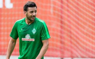 Werder Bremen realizará partido de despedida a Claudio Pizarro