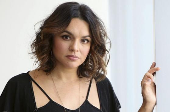 Norah Jones retoma el sonido que la lanzó al estrellato