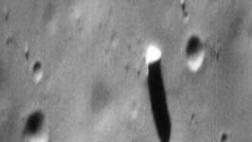 El misterioso monolito avistado en una de las lunas de Marte