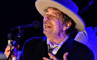 Bob Dylan no responde a la Academia y esta no lo contactará más