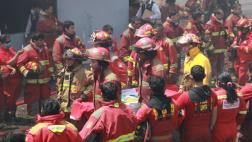 El Agustino: el conmovedor homenaje a los 3 bomberos fallecidos