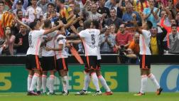 Valencia sorprendió a Barcelona con dos goles en cuatro minutos