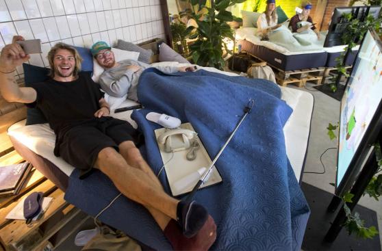 Este bar no quiere darte resaca, sino ayudarte a superarla