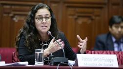 Ministra de Salud defiende a funcionarios de confianza