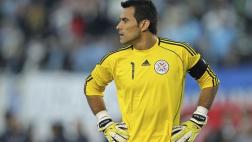 Arquero Justo Villar, capitán de Paraguay, será baja ante Perú