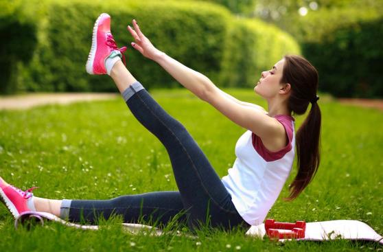 ¿Te lesionaste una pierna? Recupérate con estos ejercicios
