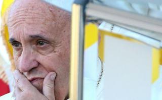 Papa descarta que mujeres se ordenen sacerdotisas en el futuro